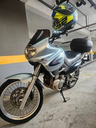 SUZUKI FREEWIND XF 650 